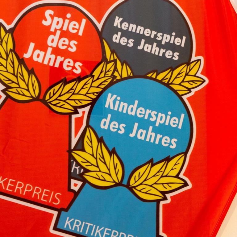 "Spiel des Jahres": Logos der Auszeichnungen
