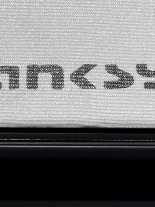 Der Schriftzug Banksy in der rechten unteren Ecke eines Bildes.