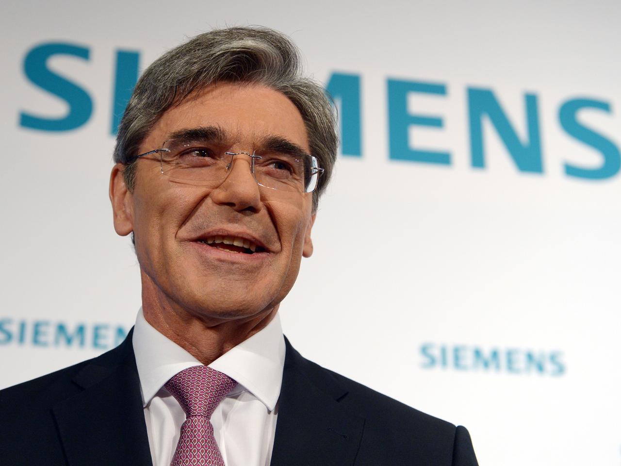 Der Vorstandsvorsitzende der Siemens AG, Joe Kaeser, vor der Siemens Halbjahres-Pressekonferenz am 07.05.2014 in Berlin. 