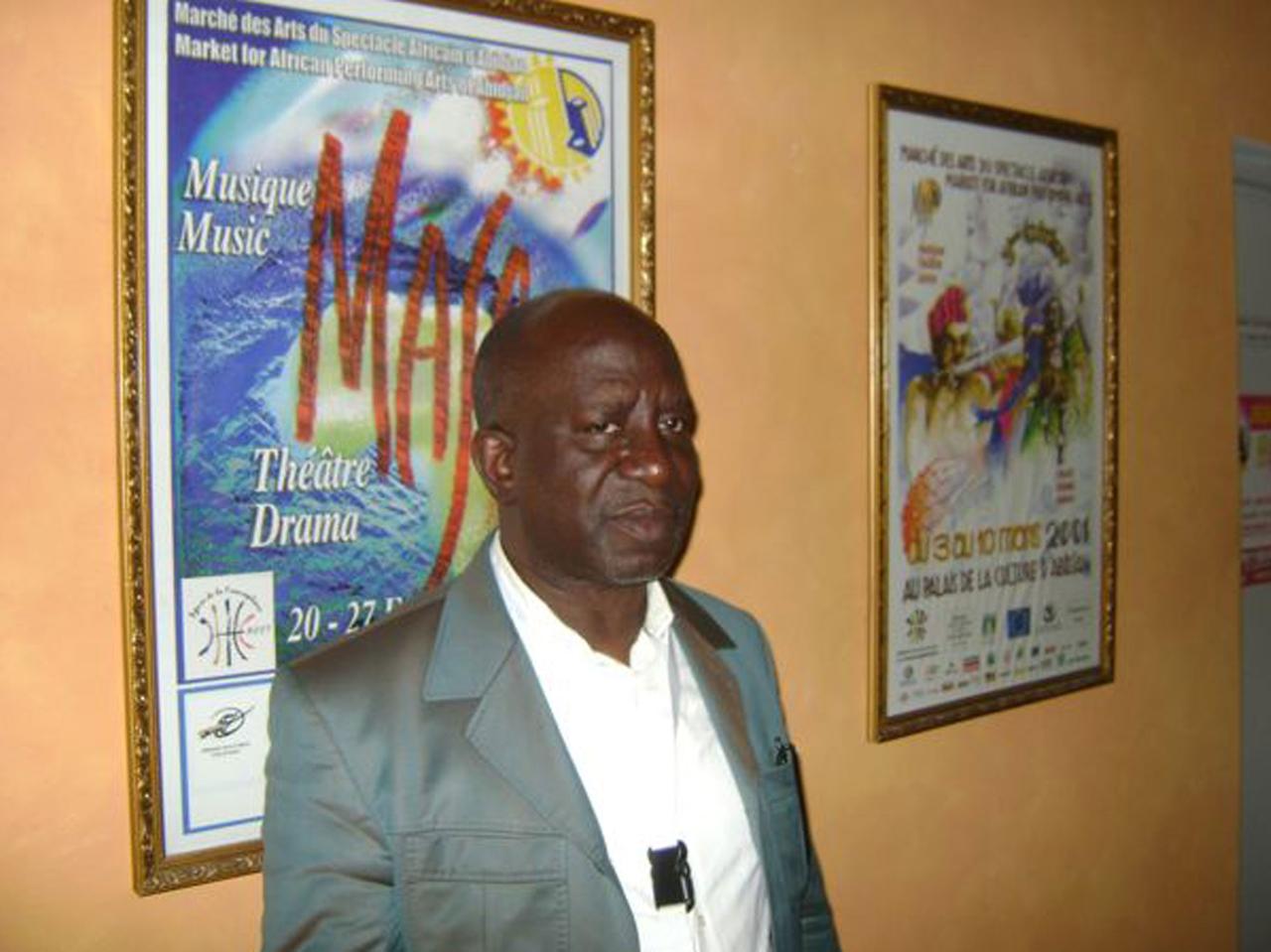 Kone Dodo ist der Direktor des Kulturpalastes, wo die meisten Shows des "marché des arts du spectacle africain" stattfinden.