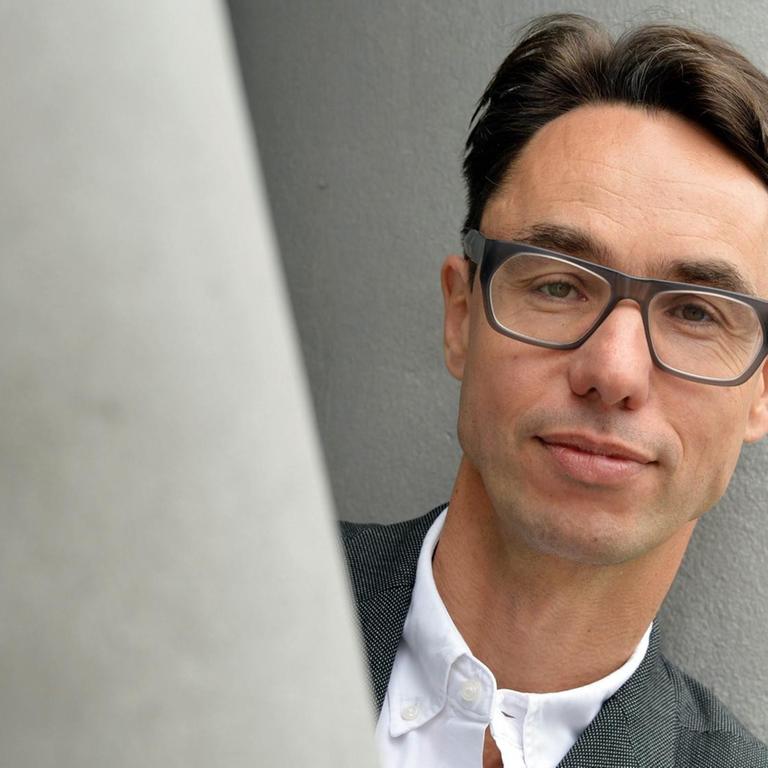 Journalist und Buchautor Georg Diez, aufgenommen auf der Frankfurter Buchmesse 2016