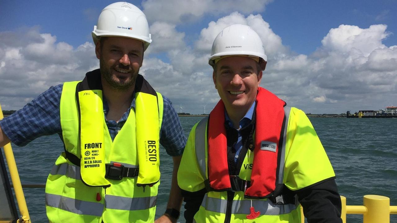 Patrick Braam (Links) Ist Offshore-Manager beim Tunnelbau, Jens Villemoes Ist Pressesprecher von Femern AS