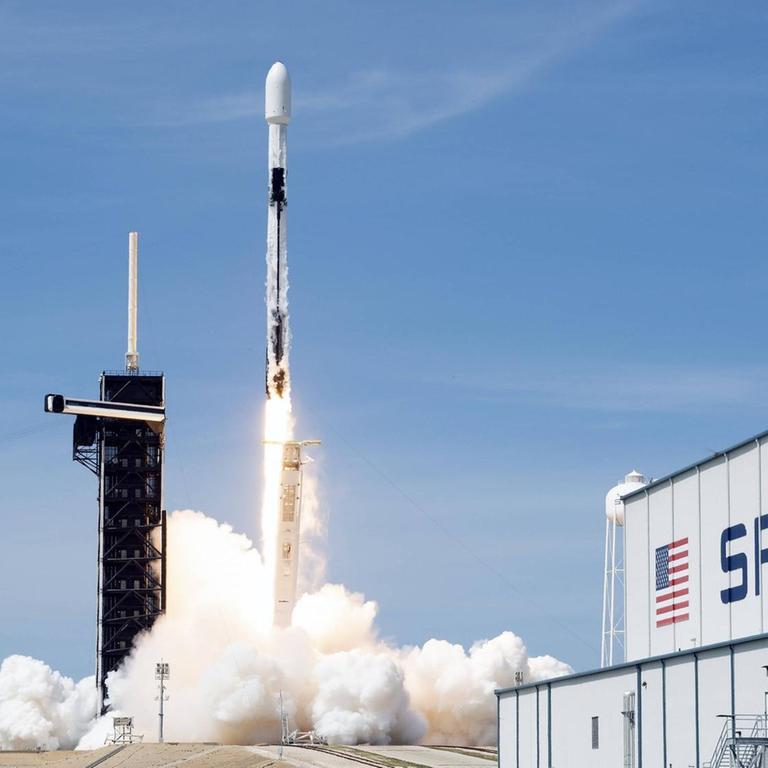 A SpaceX Falcon 9 rocket lifts off at 3:30 PM from Complex 39A at the Kennedy Space Center, Florida on Wednesday, April 22, 2020. SpaceX is launching its seventh batch of 60 satellites for its Starlink program which, once operational, will offer global connectivity for personal and commercial use.
