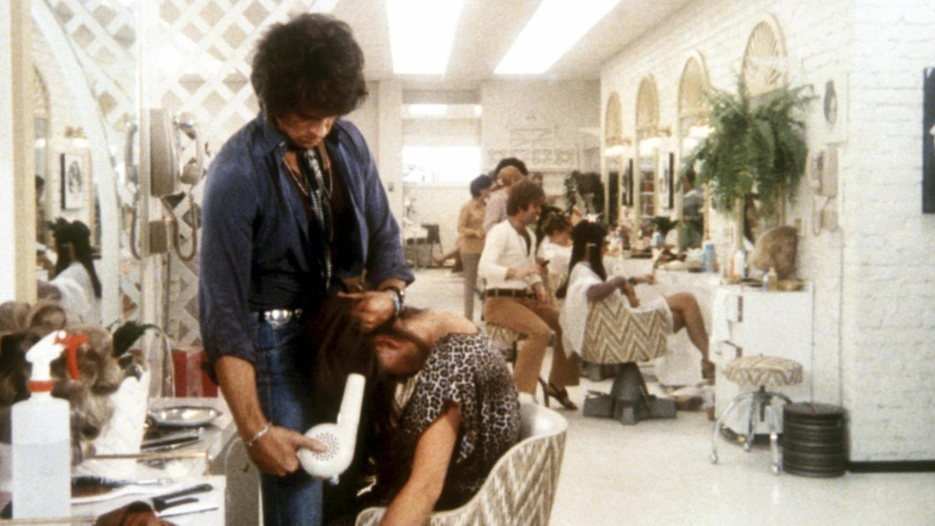Szene aus "Shampoo" (1974) von Hal Ashby