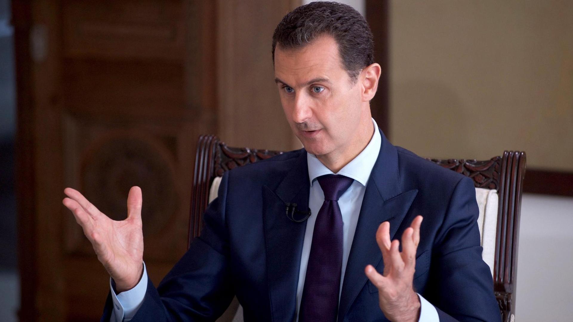 Der syrische Machthaber Baschar al-Assad während eines Interviews