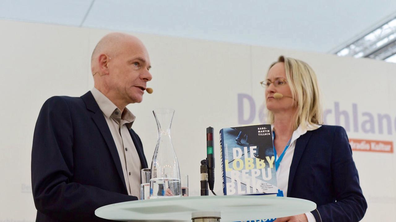 Hans-Martin Tillack und Catrin Stövesand auf der Leipziger Buchmesse.