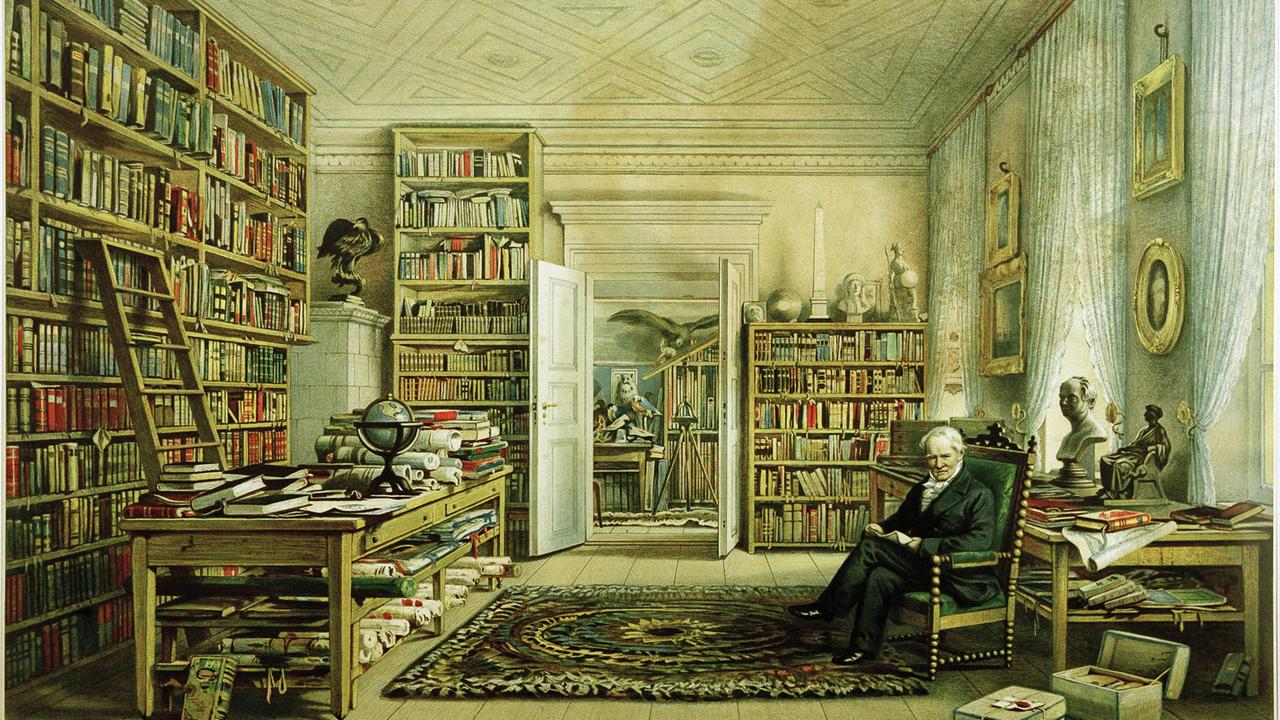 Farblithographie "Alexander von Humboldt in seinem Bibliothekszimmer in Berlin in der Oranienburger Straße 67", Berlin (Storch und Kramer) nach dem Aquarell, 1856, von Eduard Hildebrandt (18181869). 50 x 69,5 cm. Kunstblattslg. 139, Potsdam, SPSG Berlin-Brandenburg.