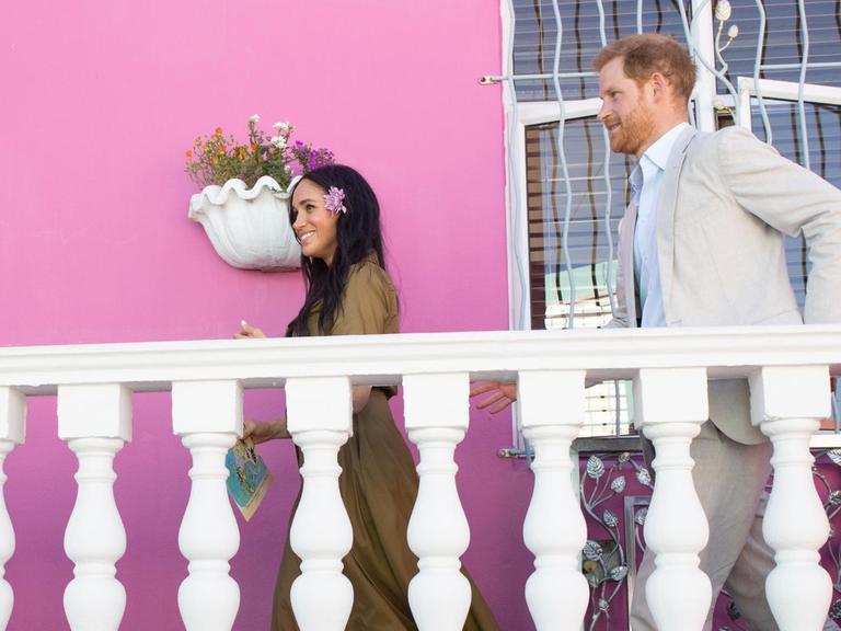 Prinz Harry und Meghan Markle, der Herzog und die Herzogin von Sussex, nehmen am zweiten Tag ihrer Königstour an einem Heritage Day in Bo Kaap, Kapstadt, Südafrika, teil.