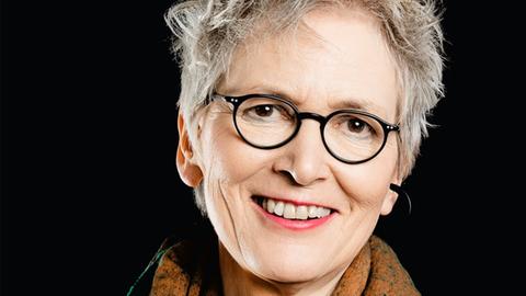 Porträt der Schriftstellerin Roswitha Quadflieg