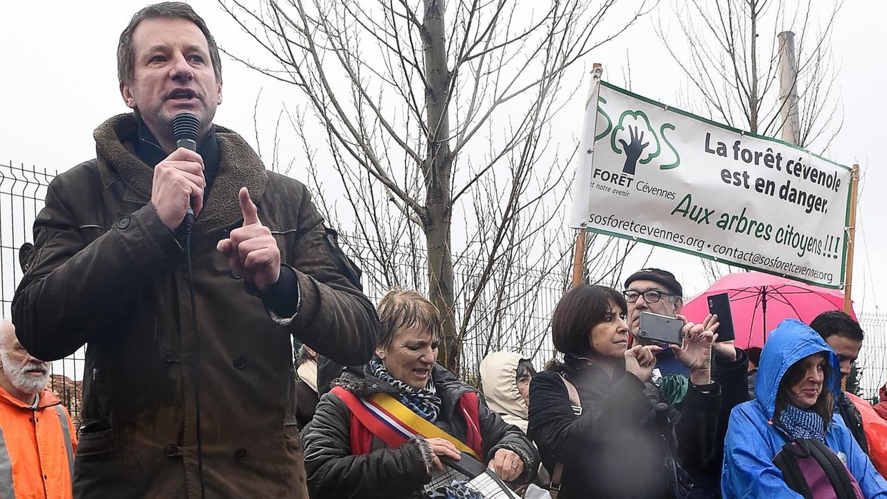 Der Präsidentschaftskandidat der grünen Partei ‘Europe Ecologie Les Verts’ Yannick Jadot. 