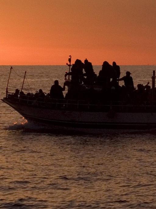 Flüchtlinge 2011 auf dem Weg nach Lampedusa
