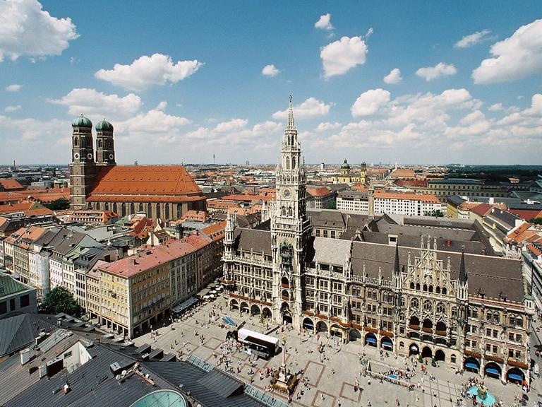 Rathaus und Frauenkirche München