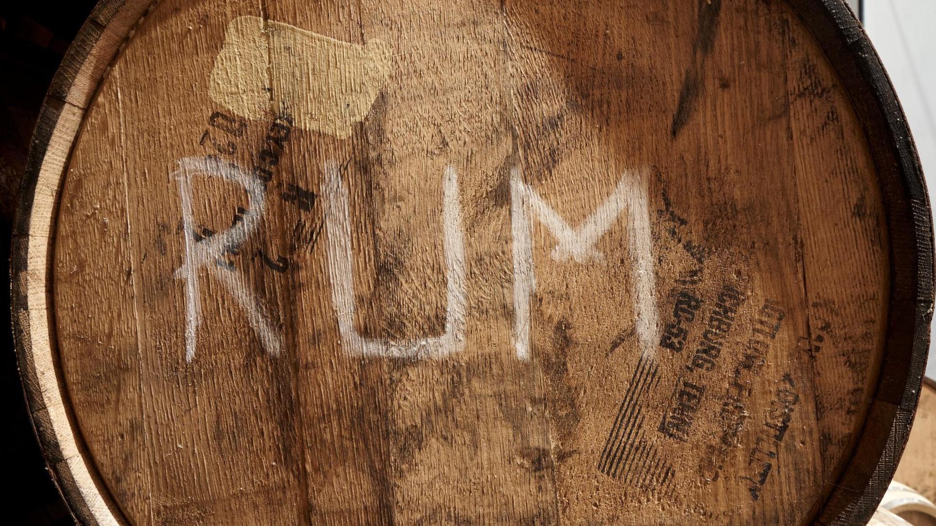 Ein Fass mit Rum