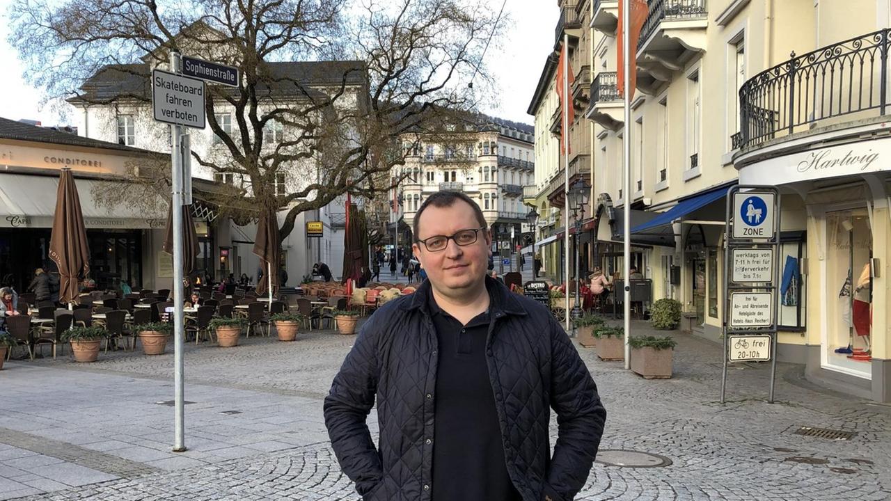 Der Moldauer Politiker Grigore Petrenco in seiner neuen Heimat Baden-Baden.