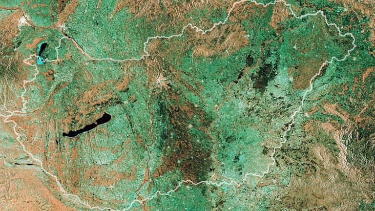 Satellitenbild von Ungarn, das nun auch zur ESA gehört