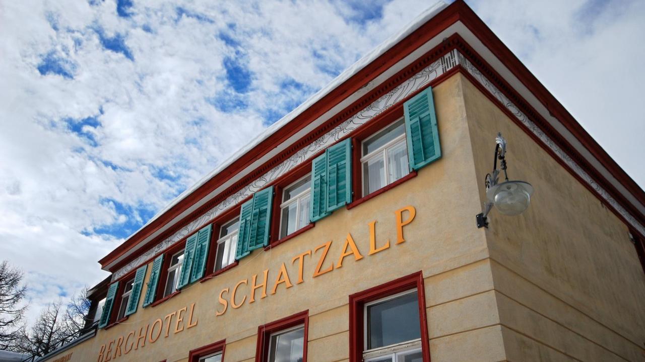 Das Berghotel Schatzalp oberhalb von Davos war bis zum Jahr 1954 ein Lugensanatorium und wird in Thomas Manns "Zauberberg" beschrieben
