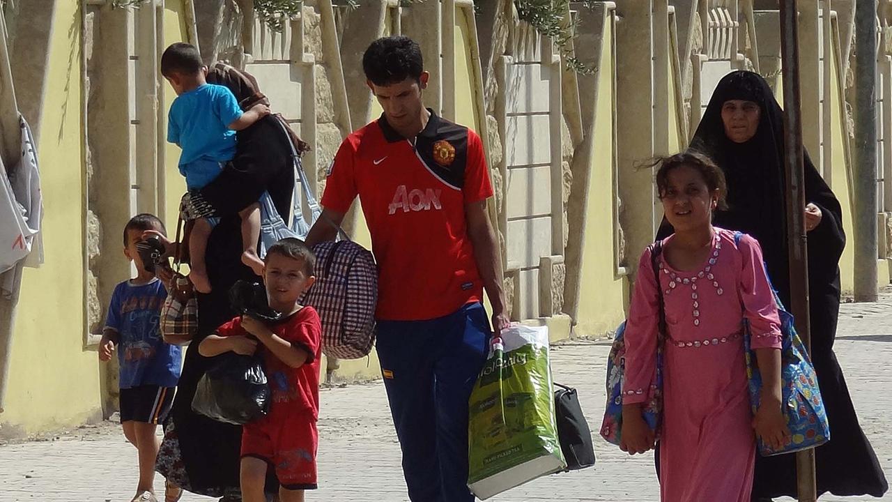 Christen und kurdische Jesiden auf der Flucht im Nordirak