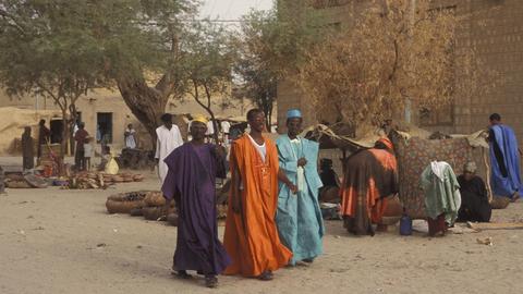 Strassenszene in Timbuktu, Mali.