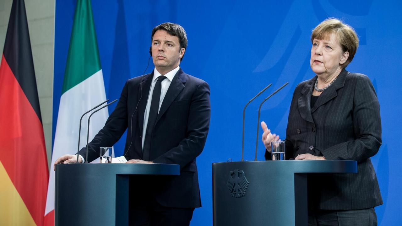 Der italienische Ministerpräsident Renzi und Bundeskanzlerin Merkel