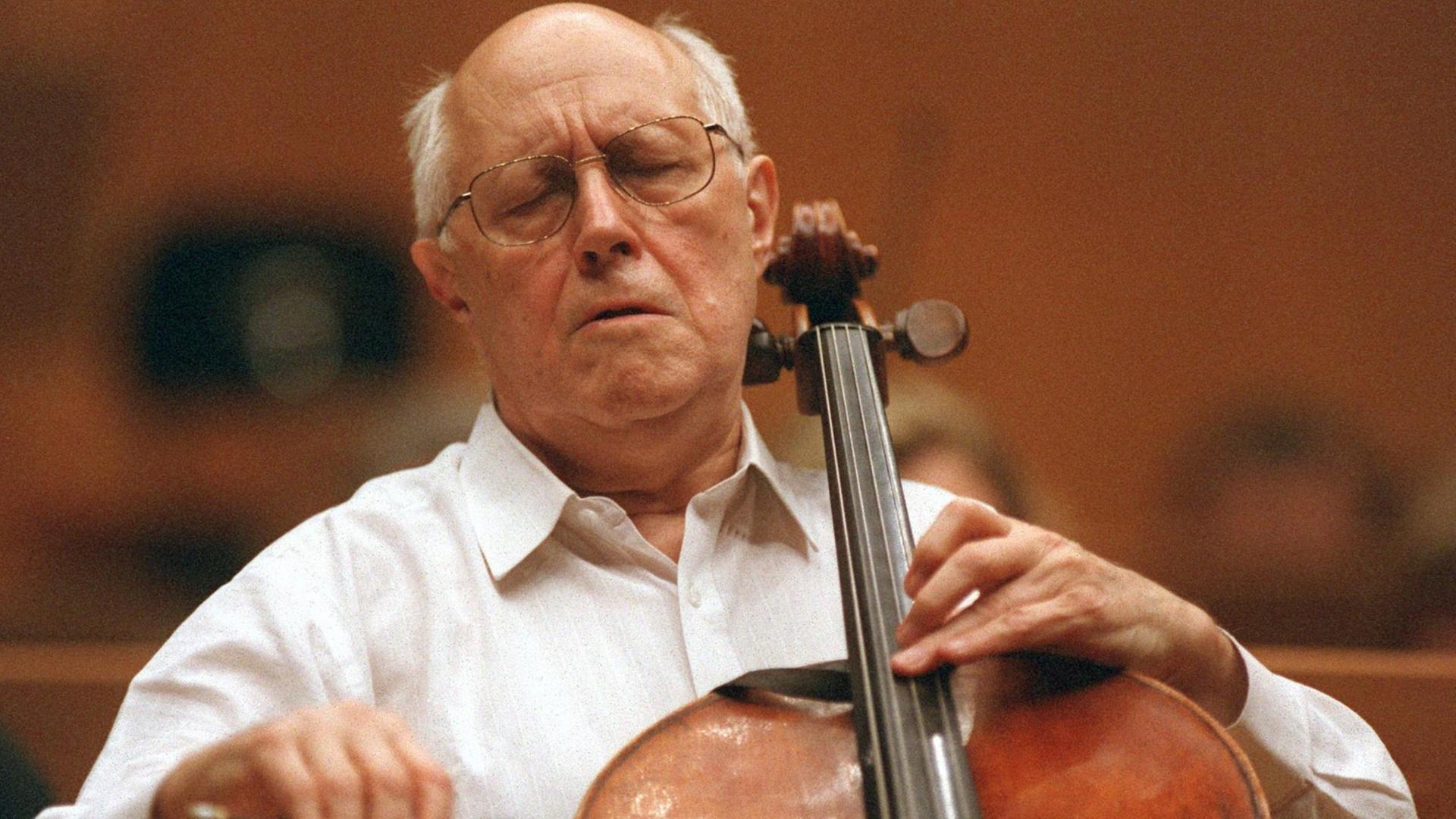 Der Cellist und Dirigent Mstislaw Rostropowitsch (1927-2007)