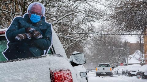 Eine Pappfigur von Bernie Sanders auf der Ladefläche eines Trucks im Januar 2021 in Chicago
