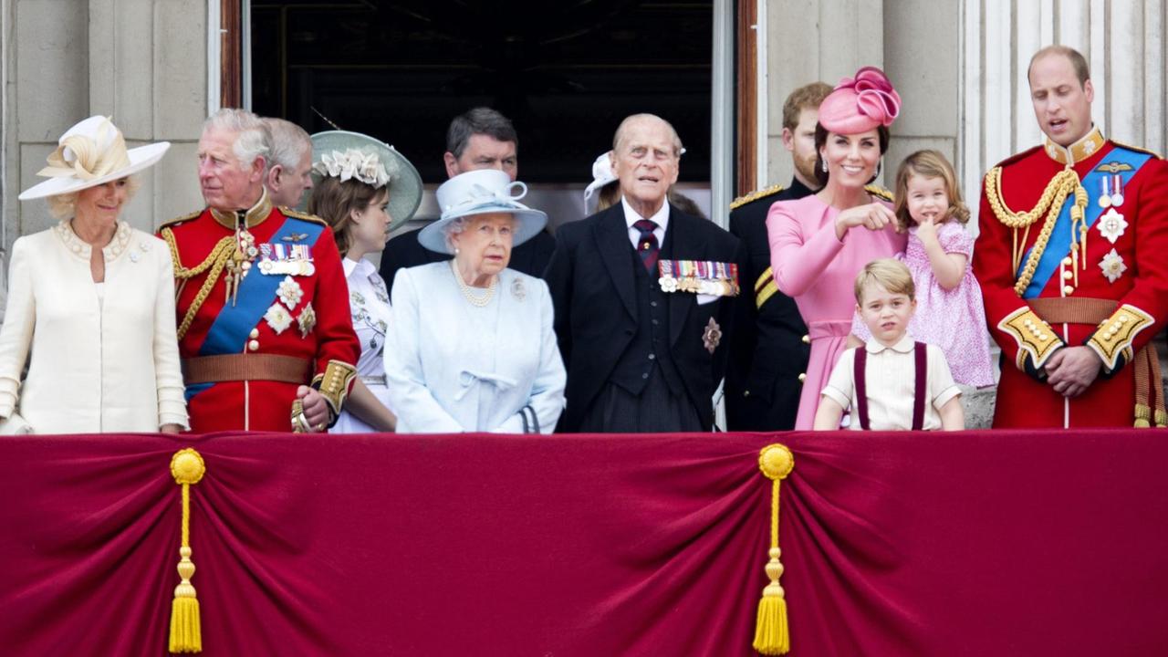 Die königliche Familie Großbritanniens auf dem Balkon des Buckingham Palace