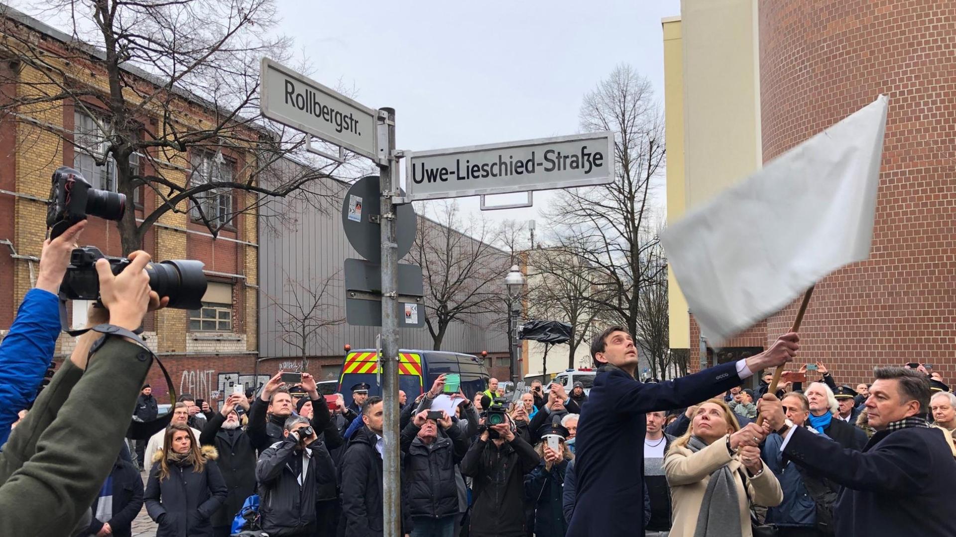 Einweihung der Uwe-Lieschied-Straße (vormals Morusstraße) in Berlin am 27. Februar 2020