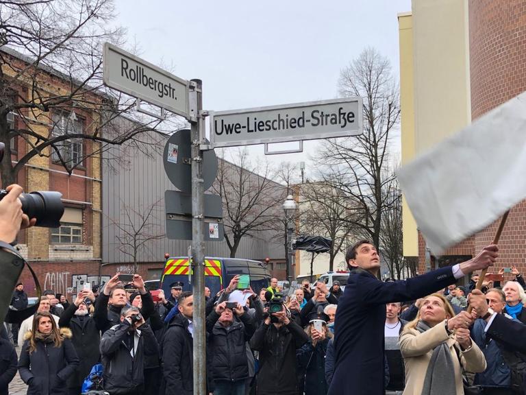 Einweihung der Uwe-Lieschied-Straße (vormals Morusstraße) in Berlin am 27. Februar 2020