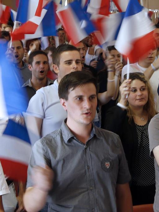 "Generation Nation" nennen sie sich: der Nachwuchs des Front National beim Treffen in Fréjus