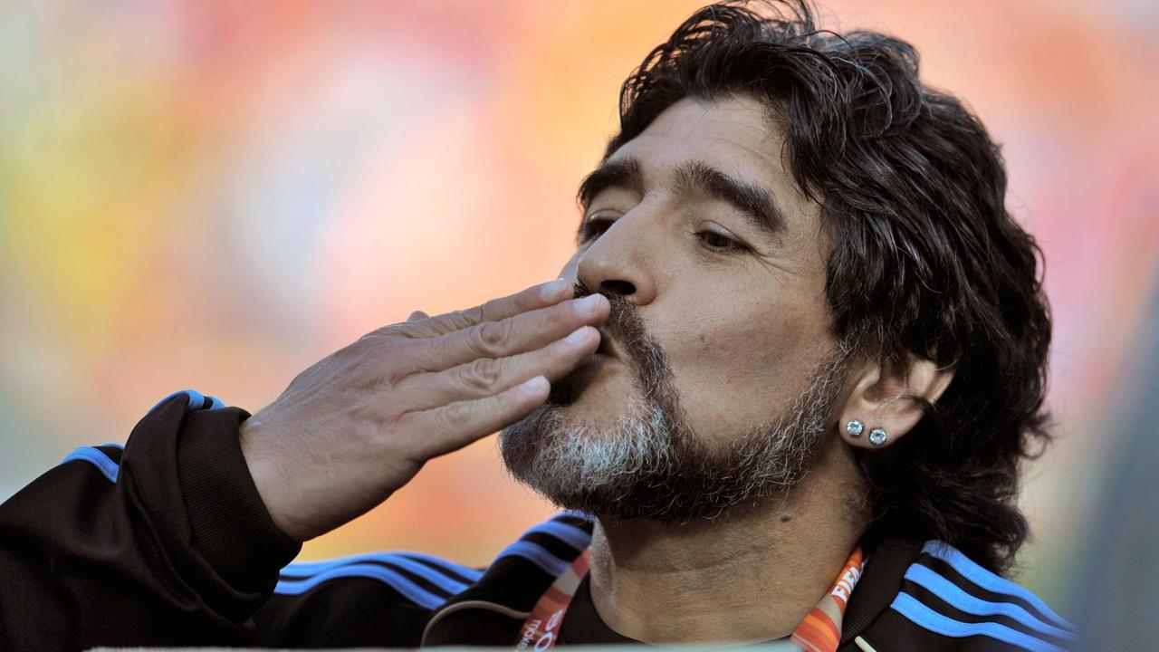 Der Fußballstar Diego Maradona
