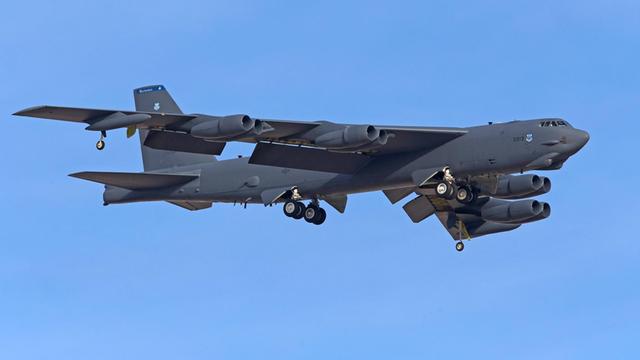 Ein B-52H Stratofortress Langstreckenbomber des 20th Bomb Squadron der U.S. Air Force.