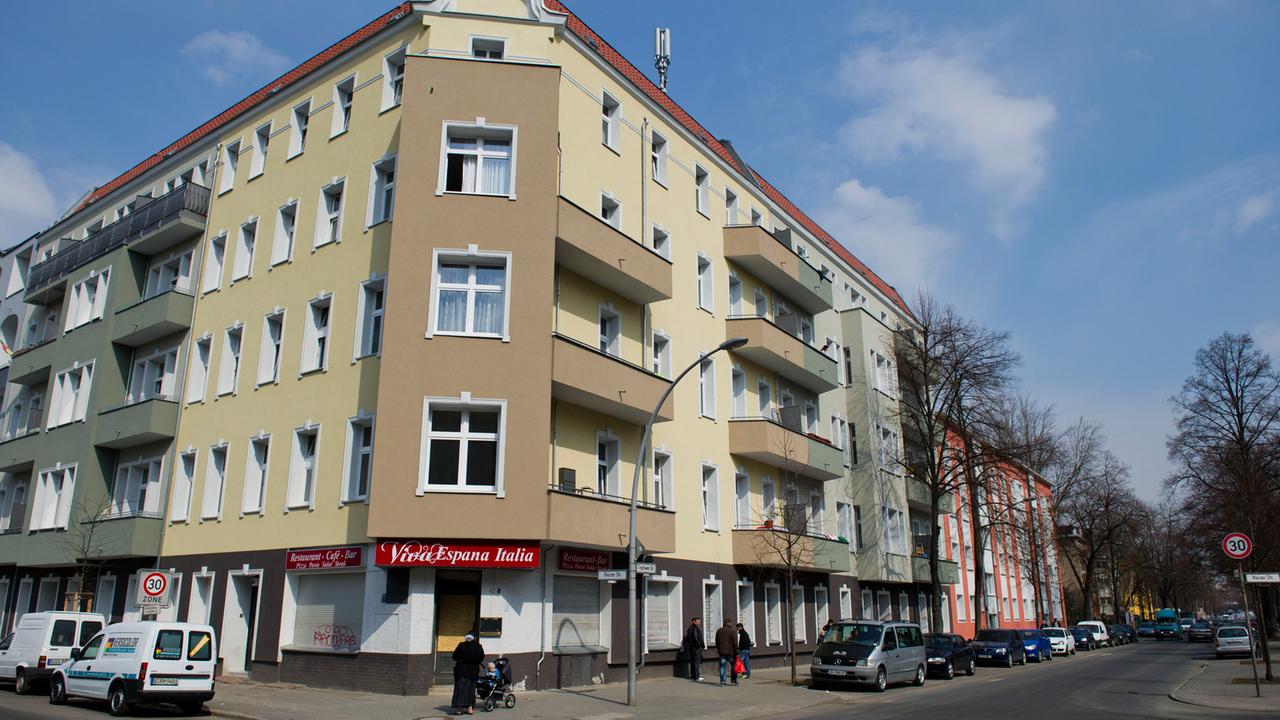 Das Sinti- und Roma-Wohnungsbauprojekt in der Harzer Straße in Berlin-Neukölln