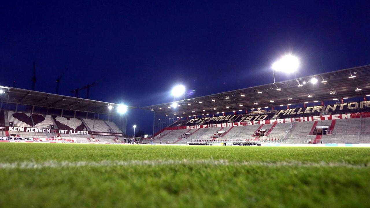 Das leere Stadion des FC St. Pauli am 19.10.2020.