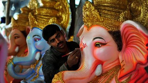 Ganesha ist einer der beliebtesten Götter in Indien. Die indische Gemeinde am Volkspark Hasenheide in Berlin-Neukölln widmet ihm ihren Tempel.