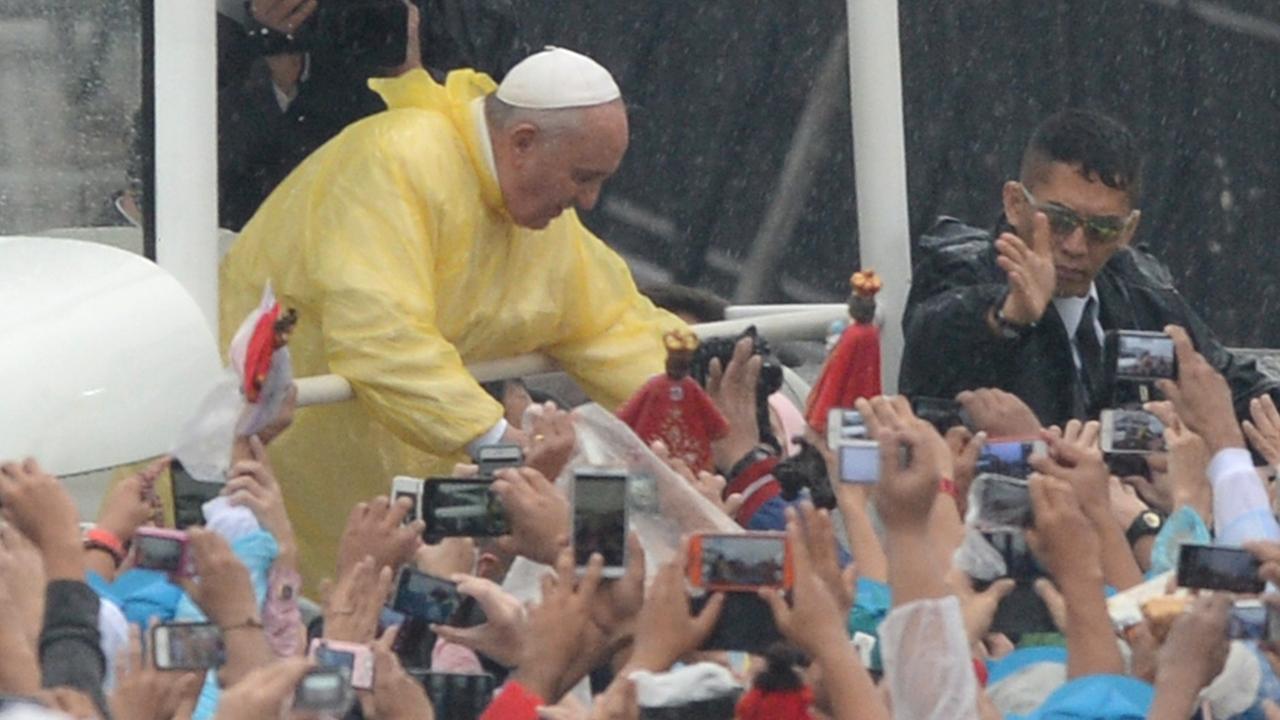 Papst Franziskus bei der Abschlussmesse in Manila.