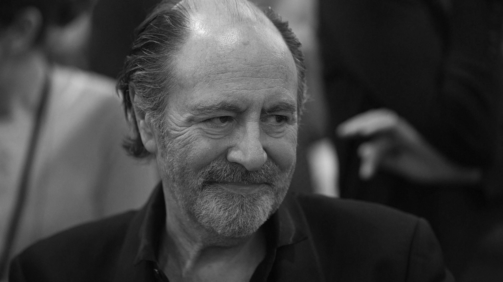 Porträtfoto des französischen Chansonsängers Michel Delpech bei der 34. Pariser Buchmesse "Salon du Livre de Paris" am 22. März 2014