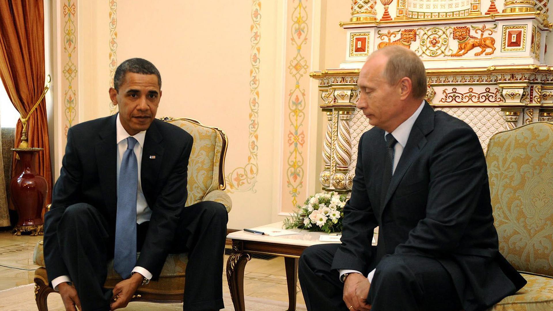 US-Präsident Barack Obama (l.) und Russlands Präsident Wladimir Putin bei einem Treffen in Moskau Ende 2009.