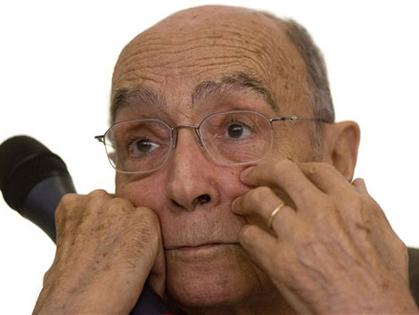 Der portugiesische Nobelpreisträger José Saramago bei einer Buchpräsentation im brasilianischen Sao Paulo