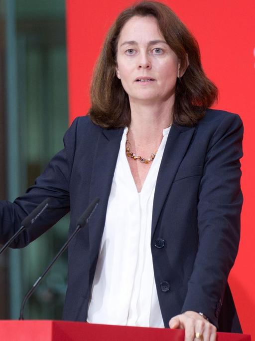 Die designierte SPD-Generalsekretärin Katarina Barley spricht auf einer Pressekonferenz am 02.11.2015 in Berlin.