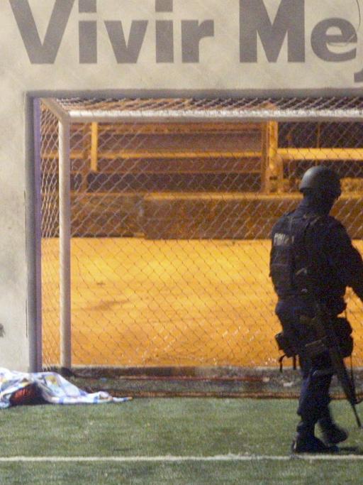 Ein Tatort in Ciudad Juarez. Im ablaufenden Jahr verzeichnete das 123 Millionen Einwohner zählende Mexiko rund 30.000 Morde. Die Staatsgewalt scheint dagegen hilflos.