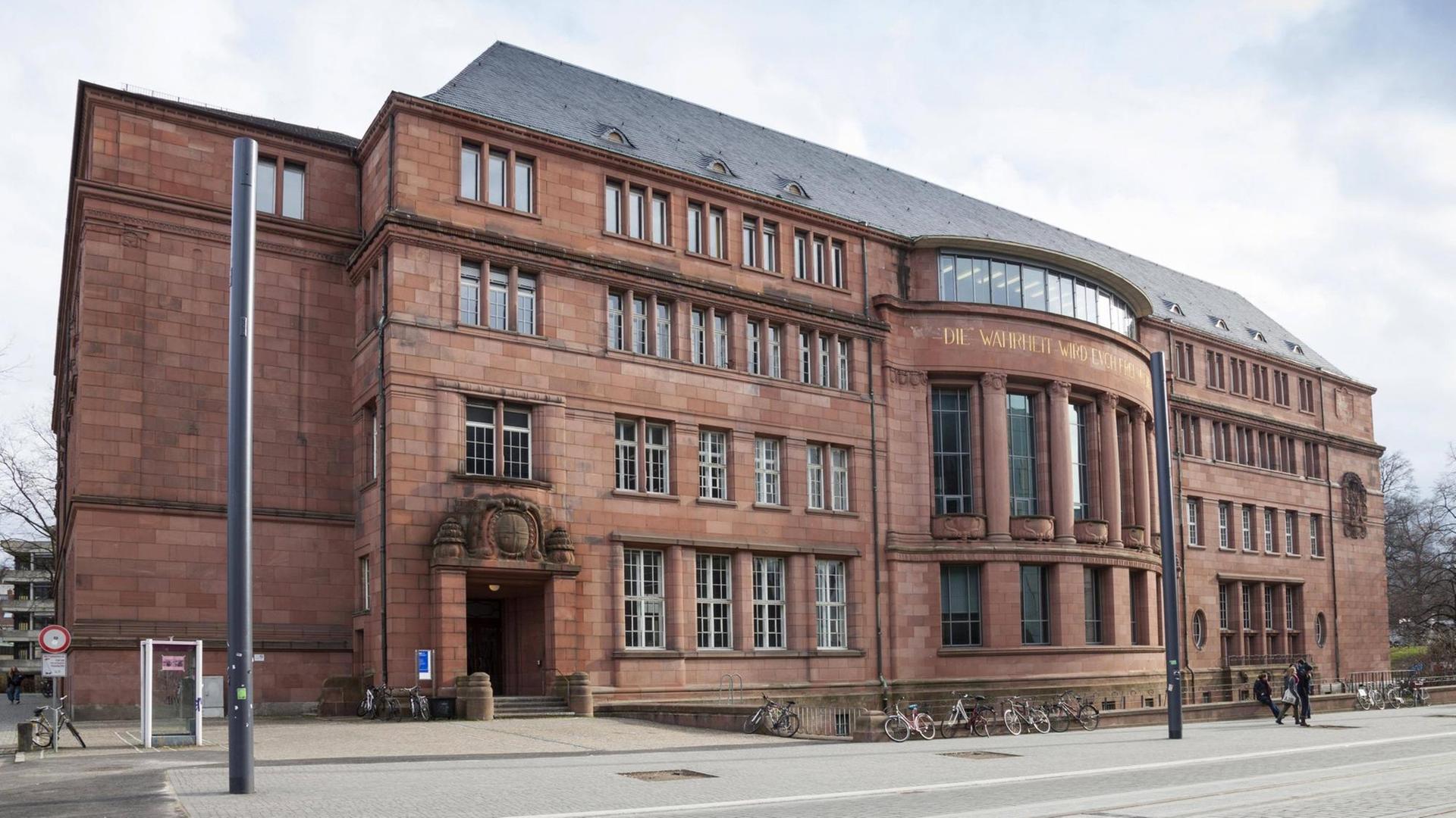 Gebäude der Universität, Freiburg in Baden-Württemberg.