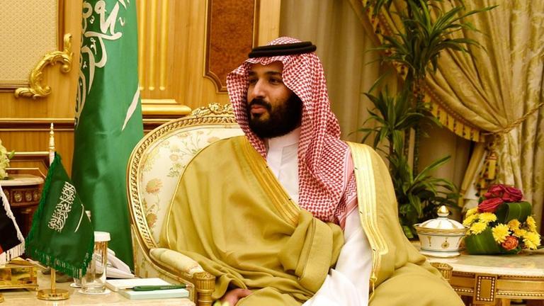 Kronprinz und Verteidigungsminister des Landes Saudi Arabien, Mohammed bin Salman al-Saud, im Palast Divan in Riad