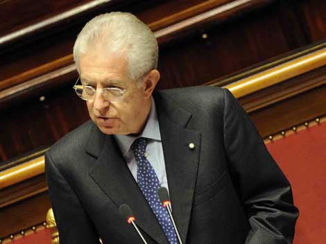 Italiens neuer Premierminister Mario Monti gibt seine Regierungserklärung im Parlament