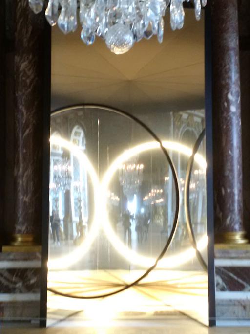 Lichtskulpturen von Eliasson in Versailles.
