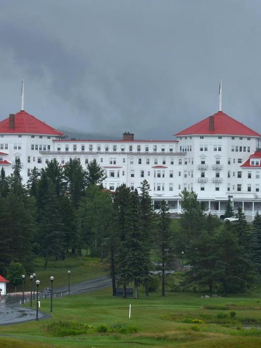 Das Hotel Mount Washington Resort in Bretton Woods, New Hampshire, USA. Dort wurde 1944 ein Abkommen zur internationalen Finanz-Zusammenarbeit geschlossen.