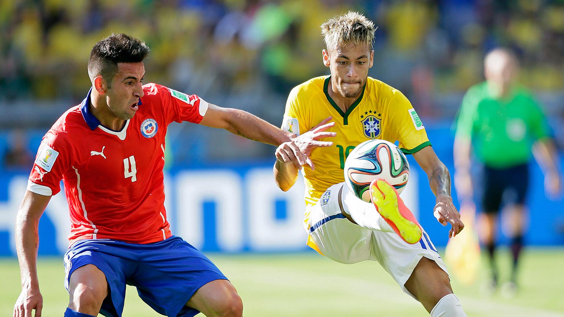 FußballWM Knapper Sieg für Brasilien