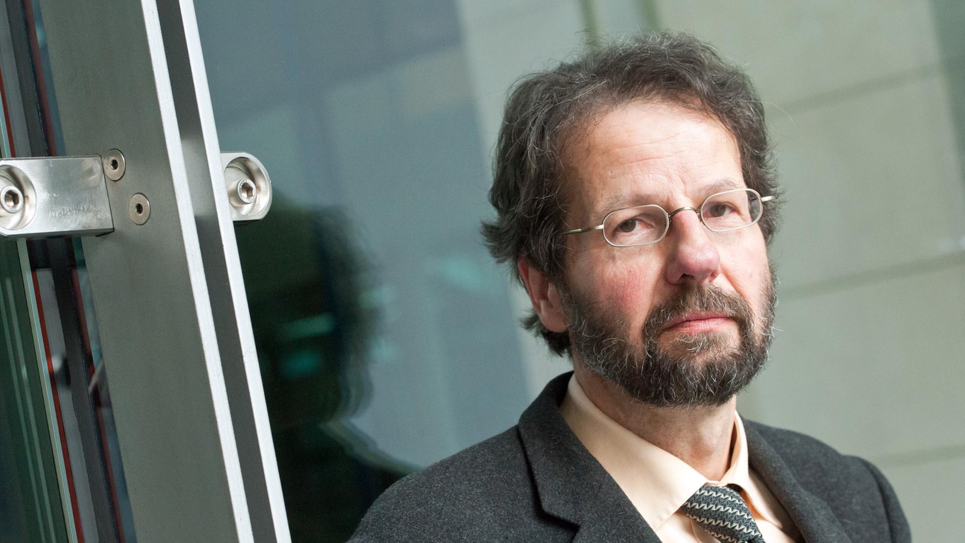 Wolfgang Renneberg vom Büro für Atomsicherheit und ehemaliger Abteilungsleiter für Reaktorsicherheit im Bundesumweltministerium, aufgenommen am Sonntag (13.03.2011) in Berlin im Willy-Brandt-Haus.