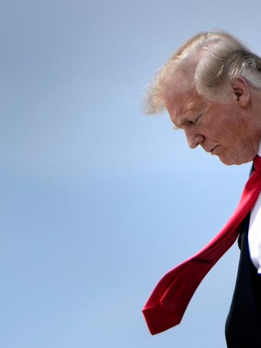 US-Präsident Donald Trump kommt am Freitag, 24.08.2018, am John Glenn Columbus International Airport in Columbus, Ohio, an.
