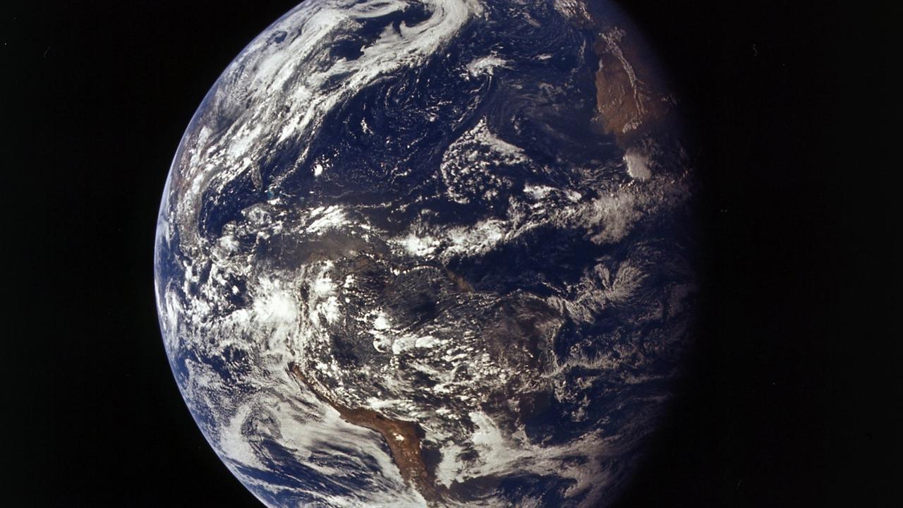 Die Erde im Weltall, aufgenommen am 26.7.1971