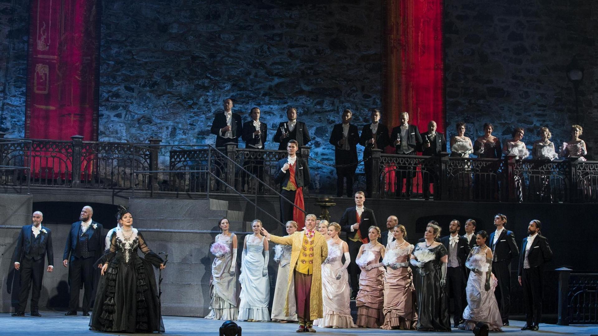 Neuproduktion von Peter Tschaikowskys Musikdrama "Pique Dame" bei den Savonlinna Opernfestspielen.